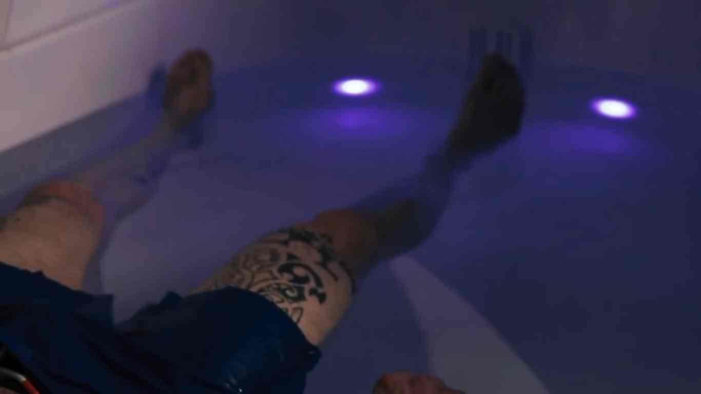 Floatation therapy